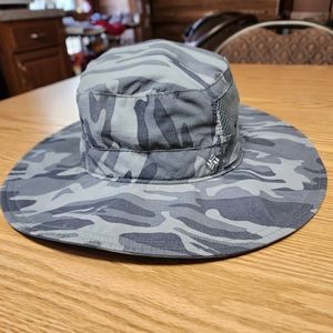 COLUMBIA HAT Unisex Green Camo Great For Summer Activities Fishing Hiking Sz 0/S